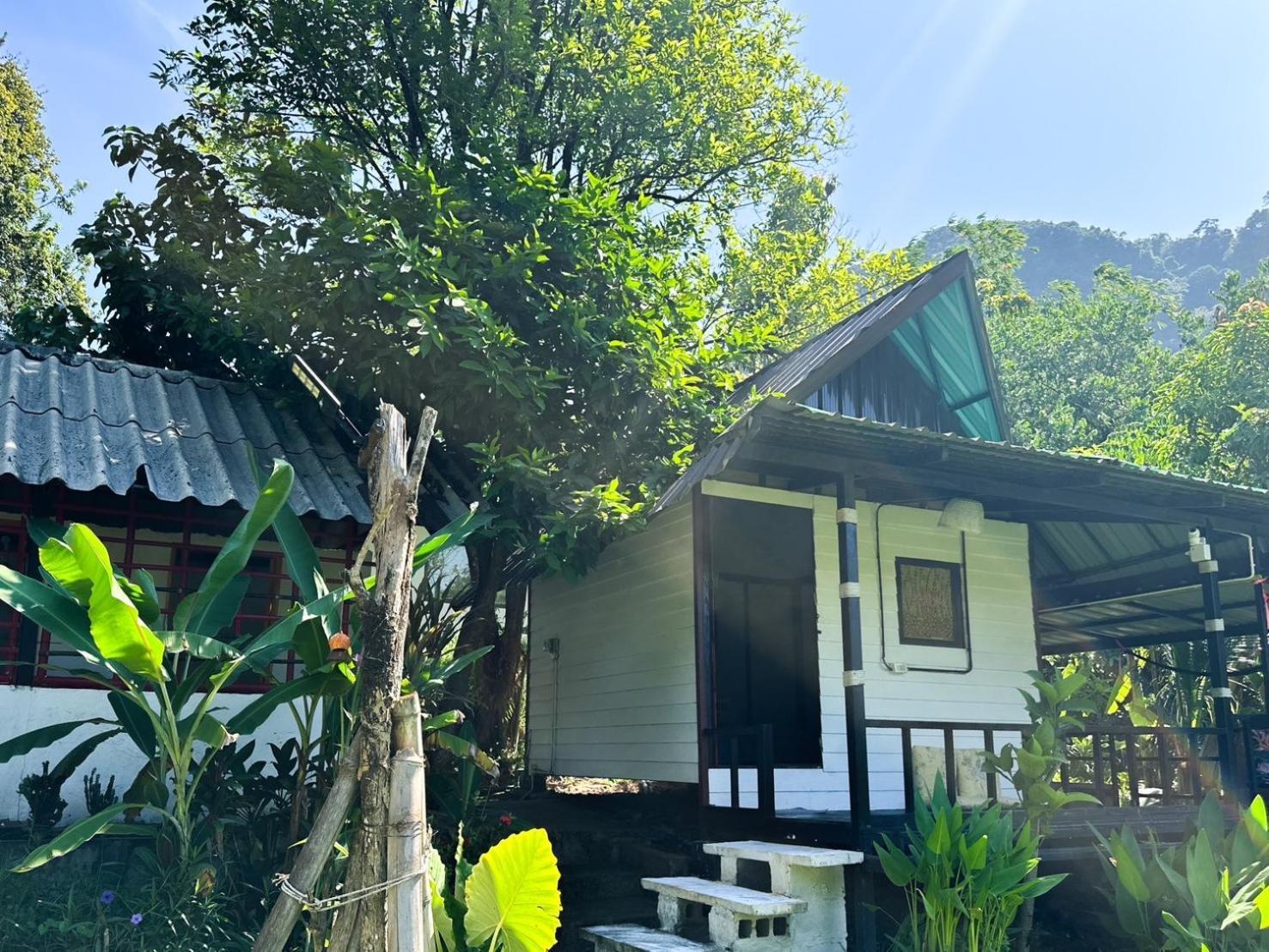 Baan Suanthip Homestay - Aoluek Natural Retreat Ao Luk Екстер'єр фото